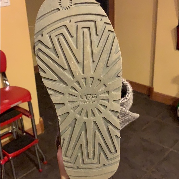 Gray UGG Women’s Classic Cardy Knit Boots - Picture 6 of 6